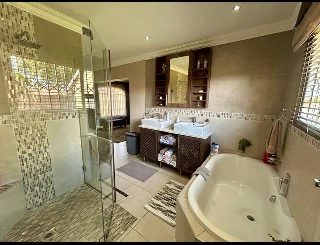3 BEDROOM HOUSE FOR SALE IN SUNAIR PARK